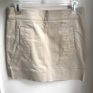 vineyard vines khaki skirt